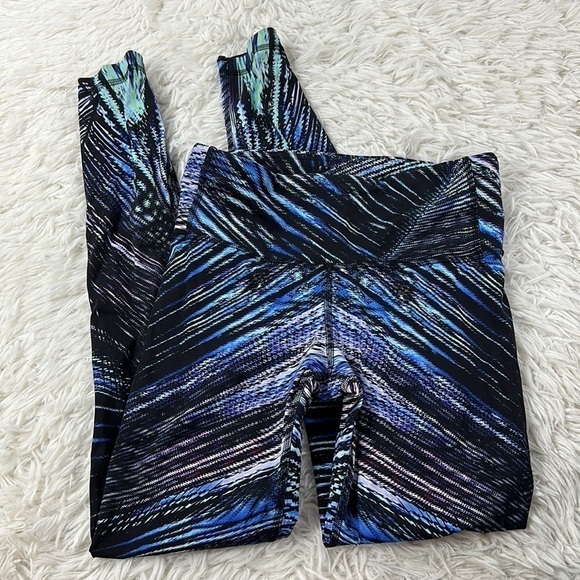 Lululemon Speed Wunder Tight *Nulux Tropics Speed Wunder Under Blue Black - Picture 1 of 5